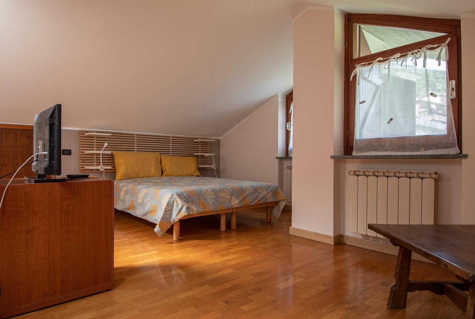 La Casa Delle Farfalle - Cir Vda Sarre 0001 Aosta Eksteriør billede